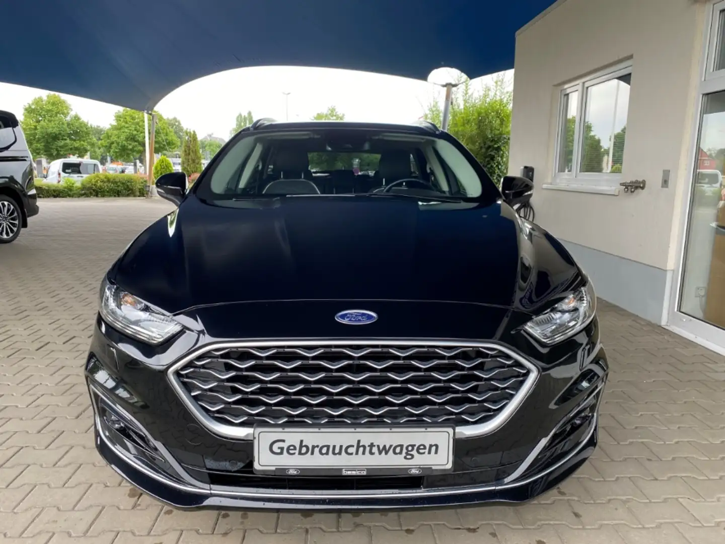 Ford Mondeo Vignale+ACC+LED+BLIS+NAV+Standheizung+PDC Negru - 2