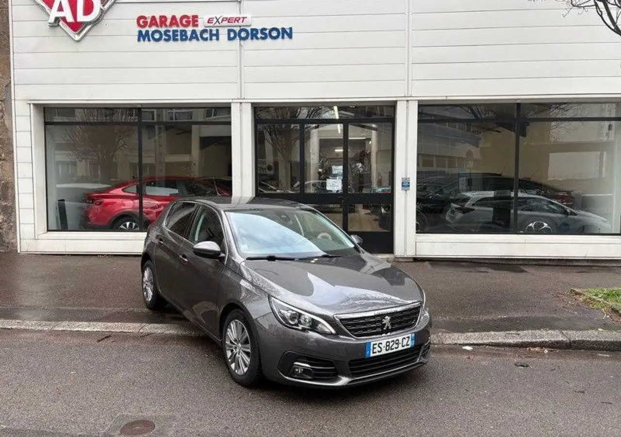 Peugeot 308 Allure puretech 130 65000 kms 11-2017