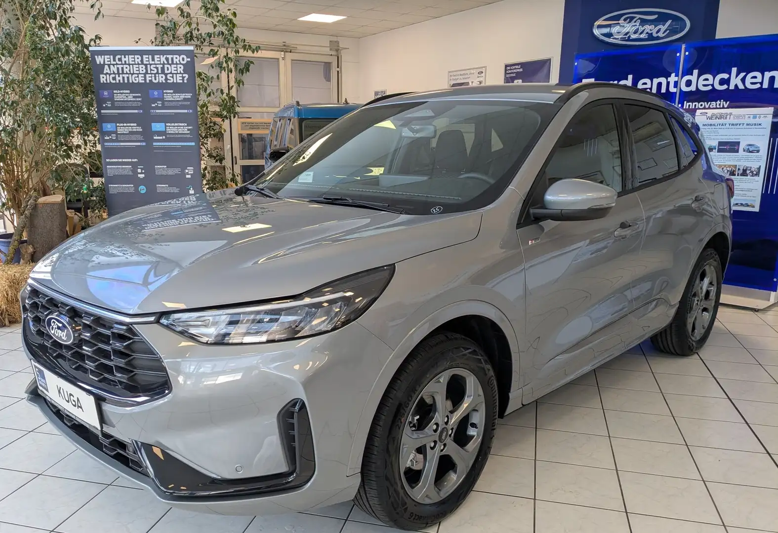 Ford Kuga Hybrid ST-Line LEASINGAKTION!! LP: € 47.800.- Grau - 1