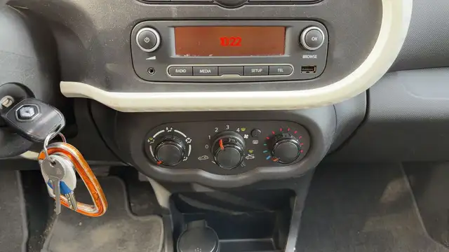 Renault Twingo view 13