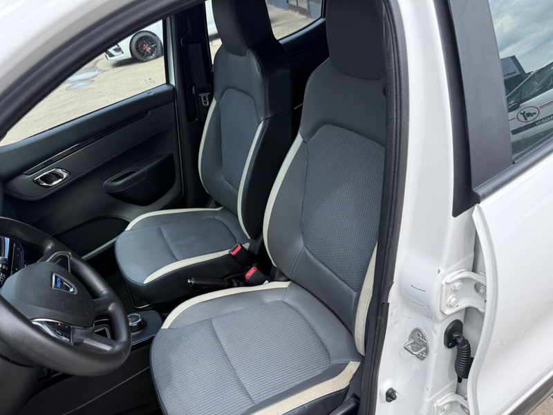 Dacia Spring Electric Comfort — photo 9