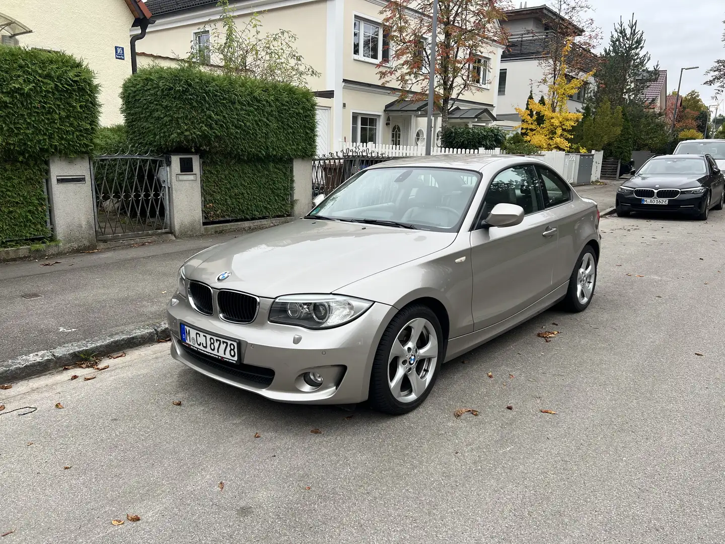 BMW 120 120i Coupe - 1