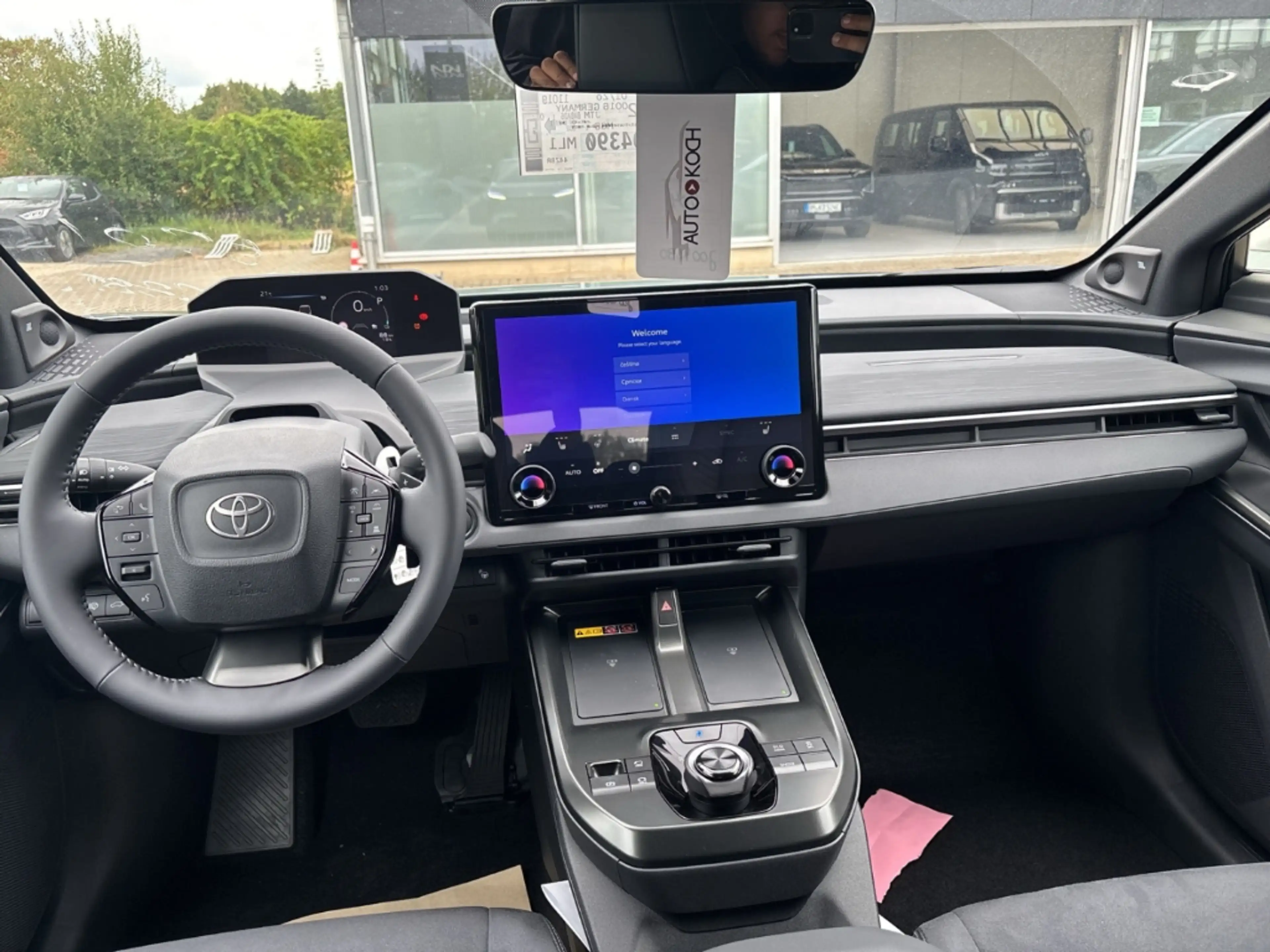 Toyota C-HR+ 252 kW AWD Lounge Navi 360 Kamera Panorama LED ACC — photo 12