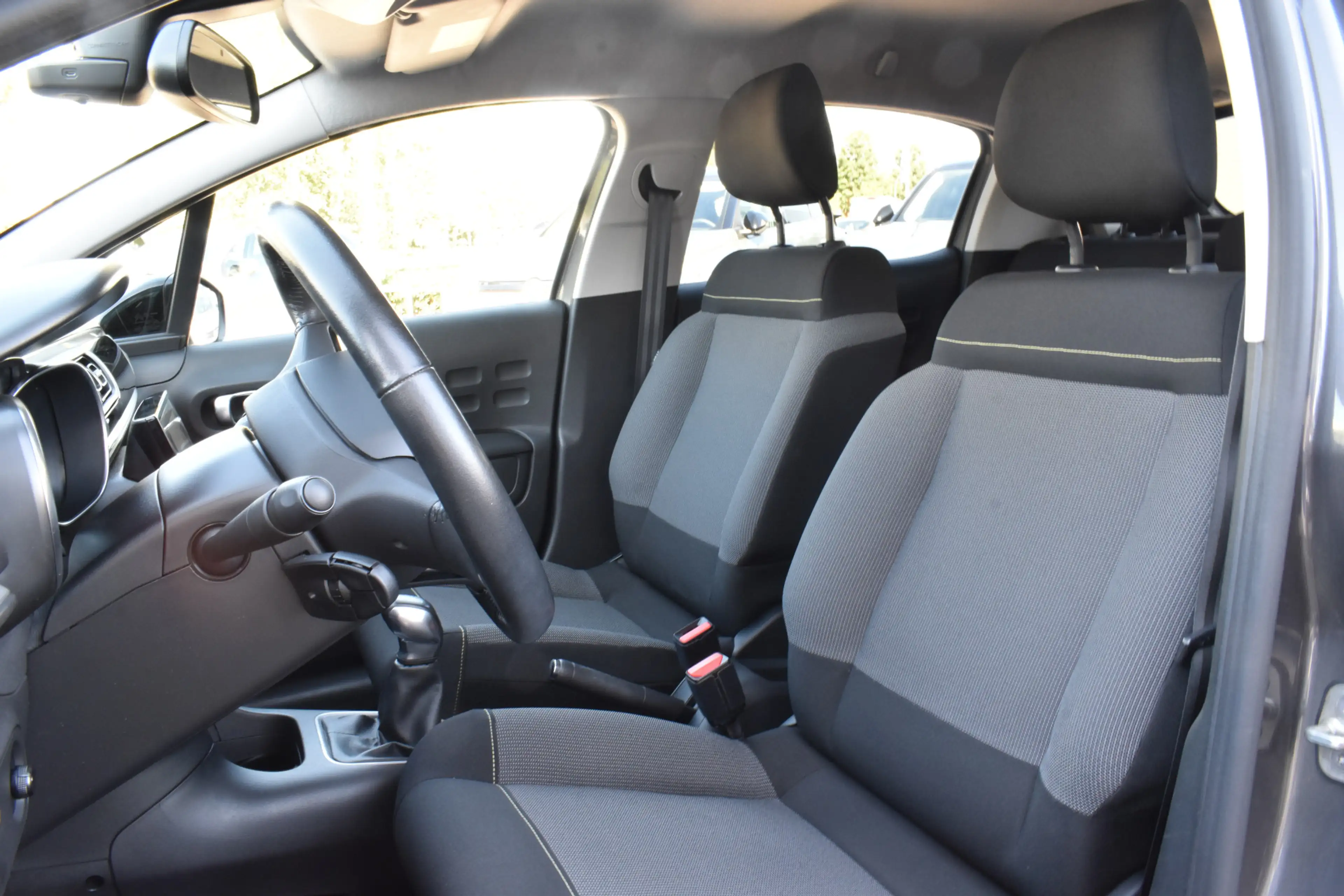 Citroen C3 PureTech 110 Shine Navigatie | Airco | Camera acht — photo 2