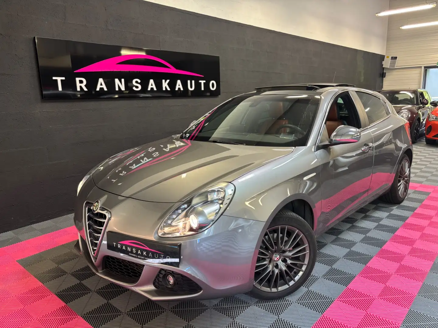 Alfa Romeo Giulietta Collezione Gris - 1