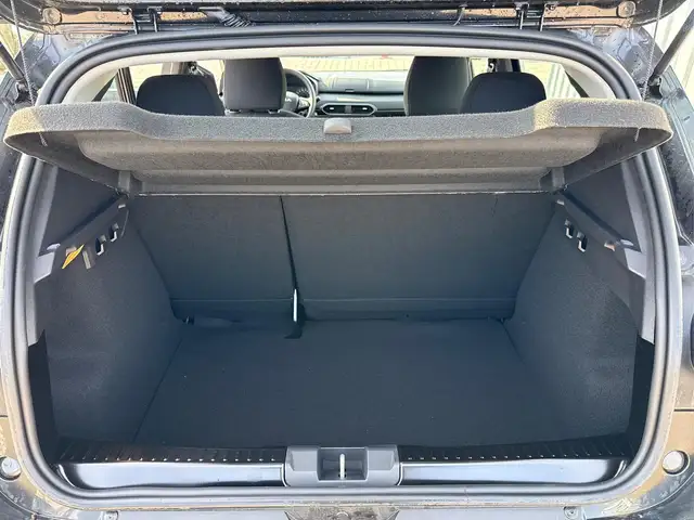 Dacia Sandero view 10
