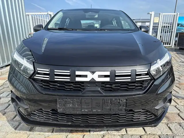 Dacia Sandero view 2