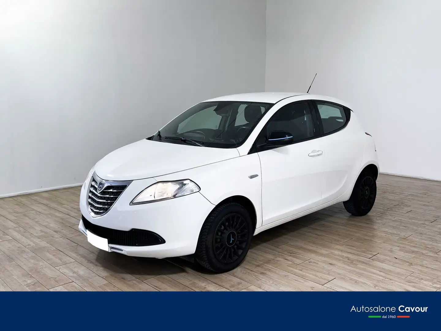 Lancia Ypsilon Ypsilon 1.2 69 CV 5 porte Elefantino Bianco - 1