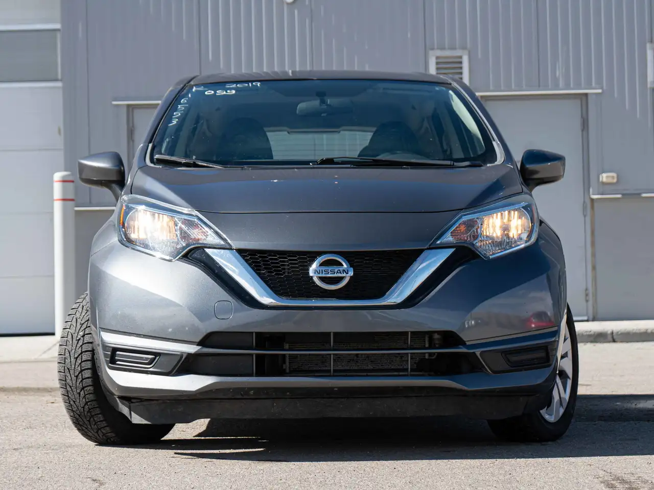 Nissan Note снимка Nissan Note