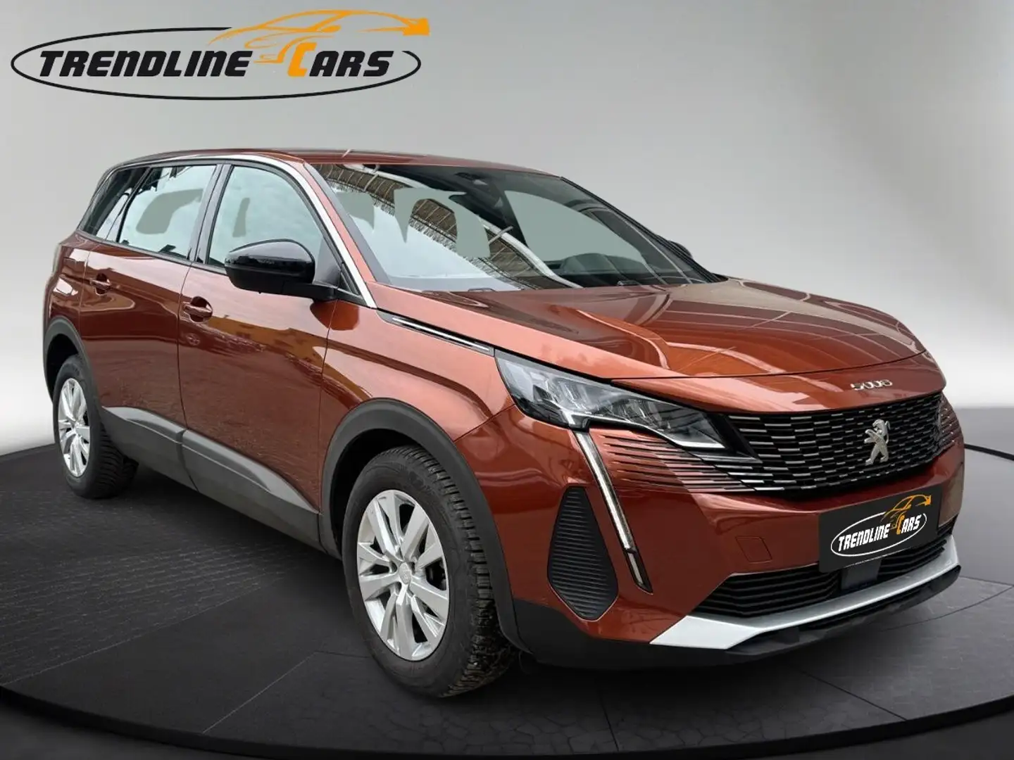 Peugeot 5008 1,2 PureTech 130 EAT8 Aut. *7-SITZER* Braun - 2