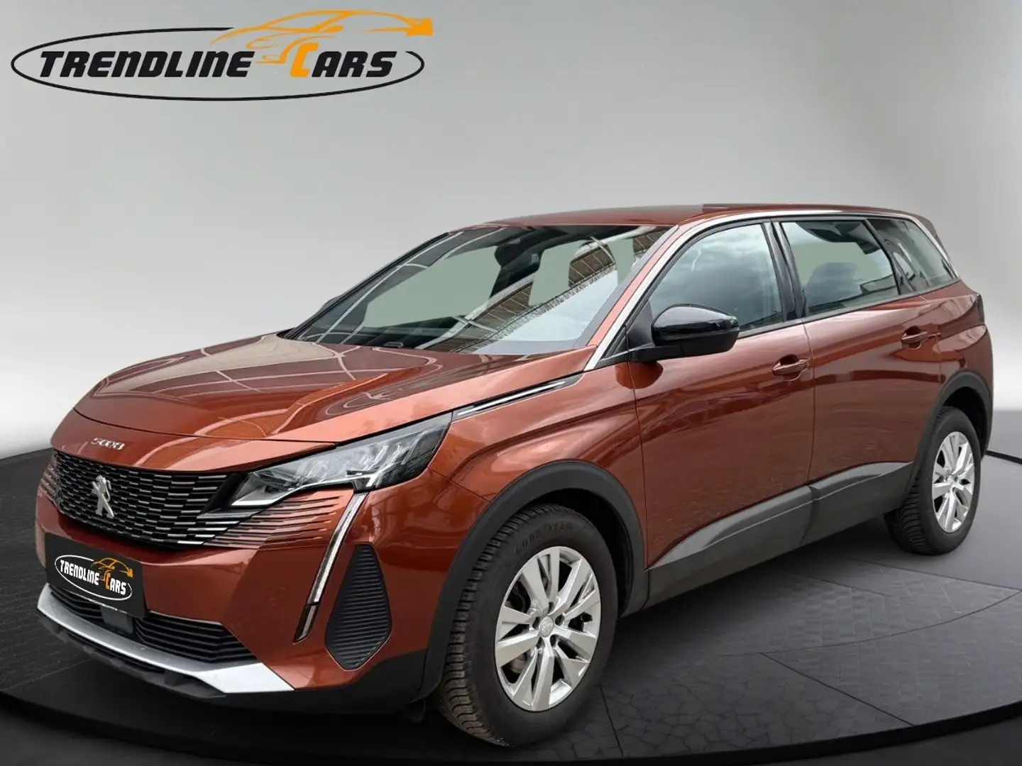 Peugeot 5008 1,2 PureTech 130 EAT8 Aut. *7-SITZER* Braun - 1