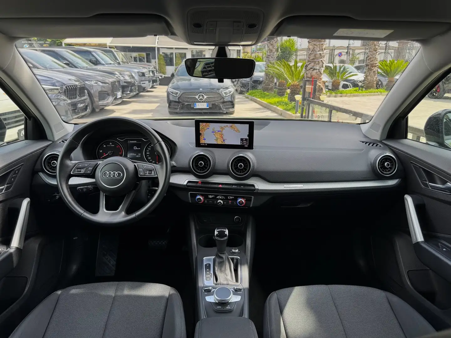 Audi Q2 30 TDI Identity Black S-tronic S line 116CV Vert - 2