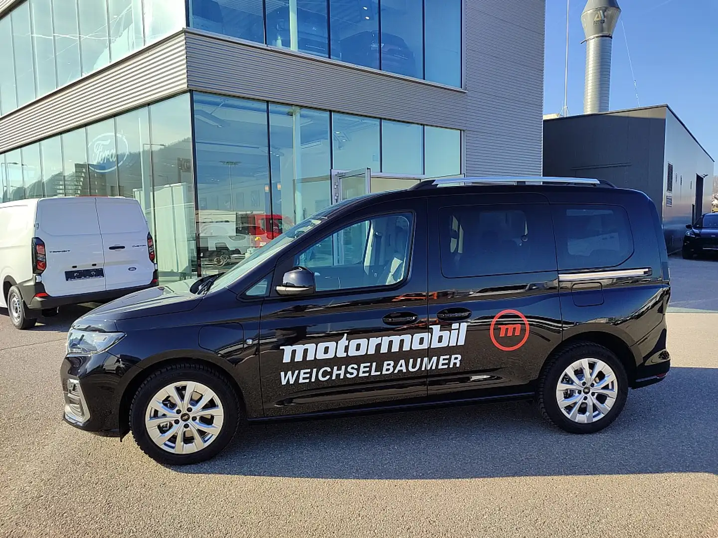 Ford Tourneo Connect 1,5 EcoBoost PHEV L1 Titanium Schwarz - 2