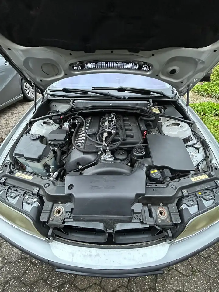 BMW 325i touring, foto 4