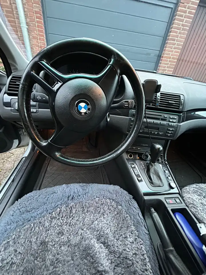 BMW 325i touring, foto 8
