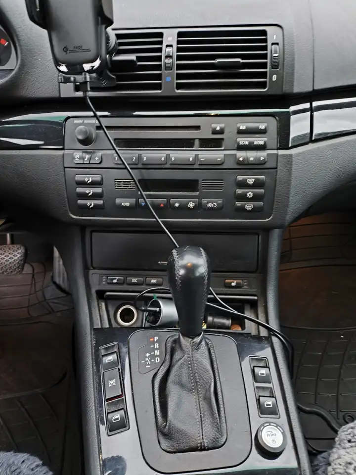BMW 325i touring, foto 11