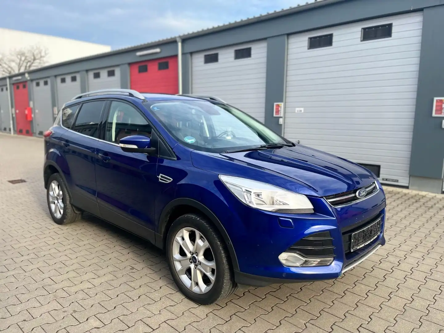 Ford Kuga Titanium 4WD 1Hand Leder/Navi/Kamera plava - 2