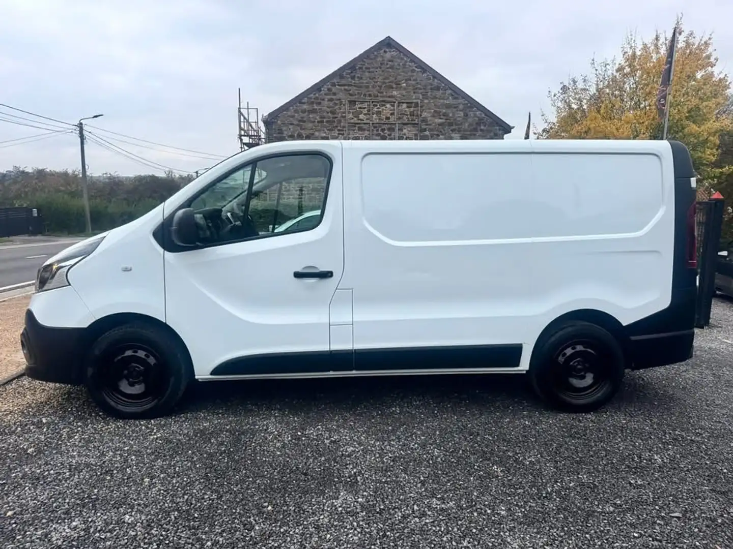 Renault Trafic 🔺RENAULT TRAFIC* 2.0 dCi* Confort🔺 Blanc - 2