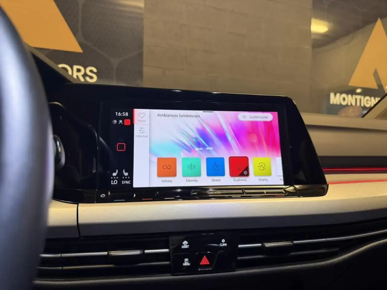 Volkswagen Golf BUSINESS 1.0 Tfsi 110cv *CARPLAY*CAMERA*NAVI*CAPTE, миниатюра 20