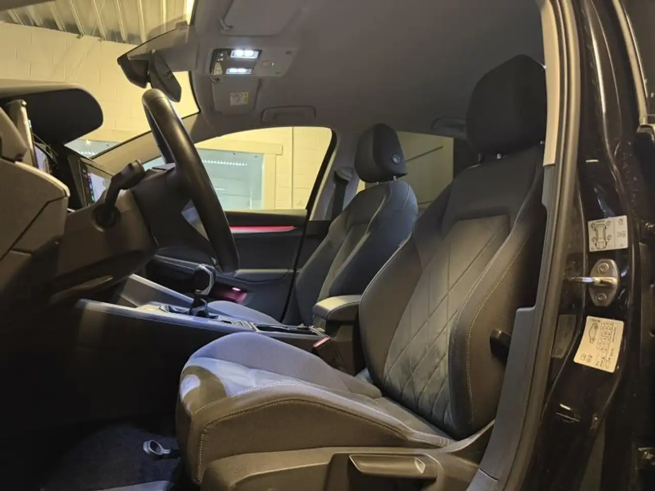 Volkswagen Golf BUSINESS 1.0 Tfsi 110cv *CARPLAY*CAMERA*NAVI*CAPTE, миниатюра 29