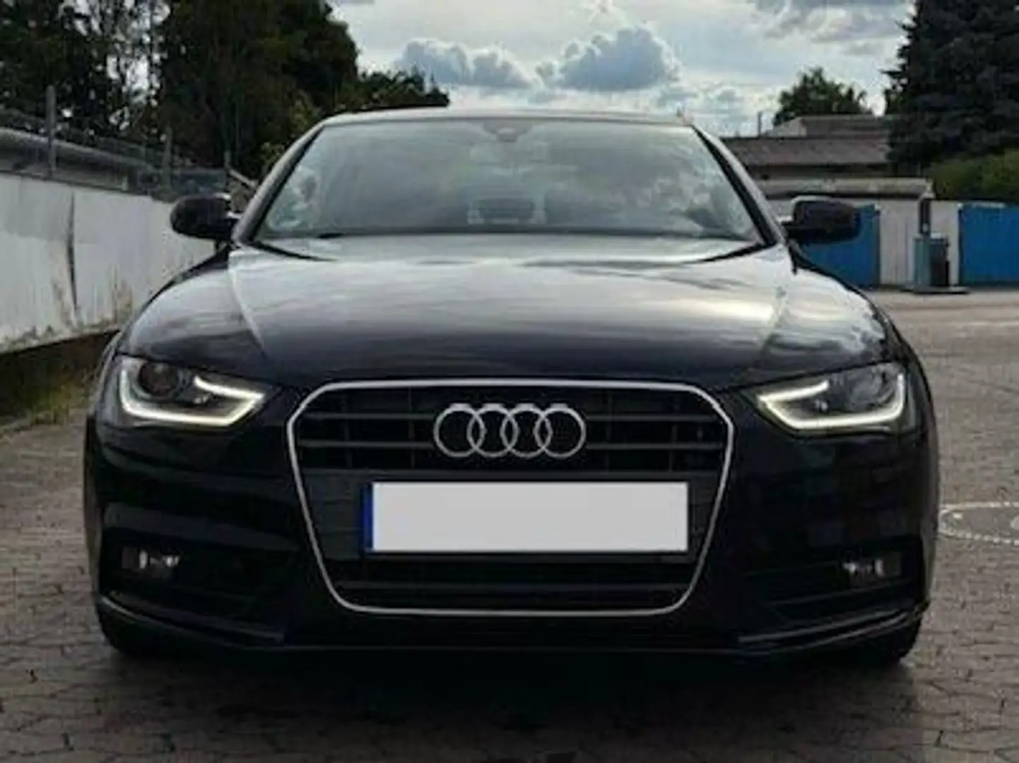 Audi A4 A4 1.8 TFSI multitronic Ambiente Schwarz - 1