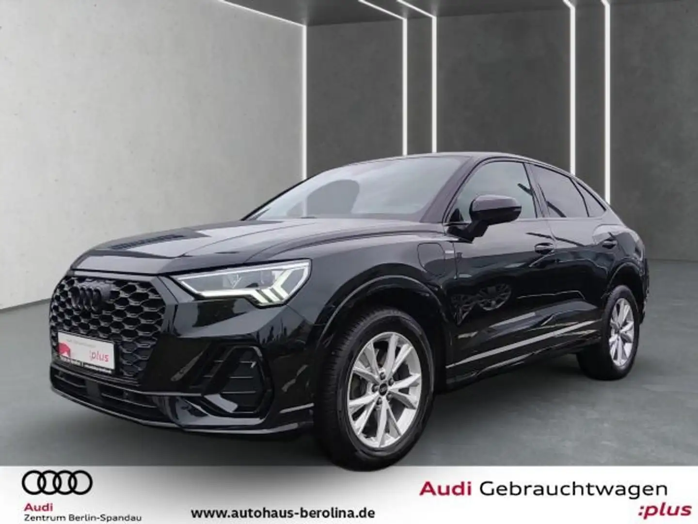 Audi Q3 45 TFSI e S line S tronic *R-CAM* Schwarz - 2