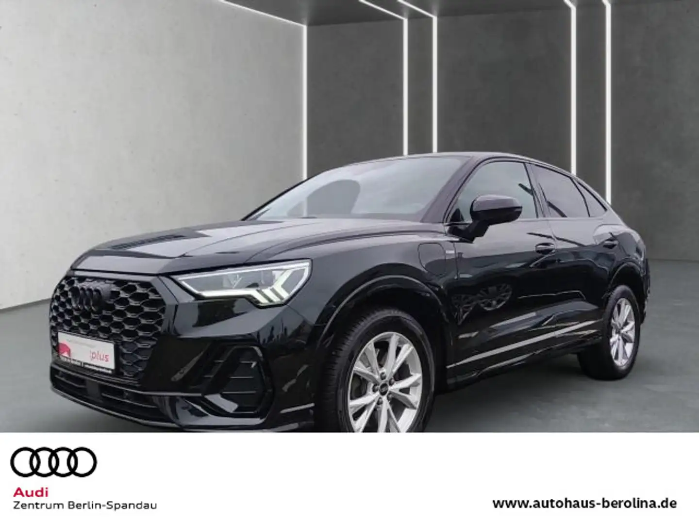 Audi Q3 45 TFSI e S line S tronic *R-CAM* Nero - 1