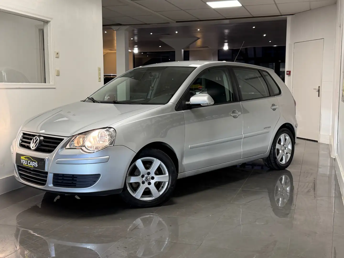 Volkswagen Polo Polo 1.2i United Carplay Gris - 2