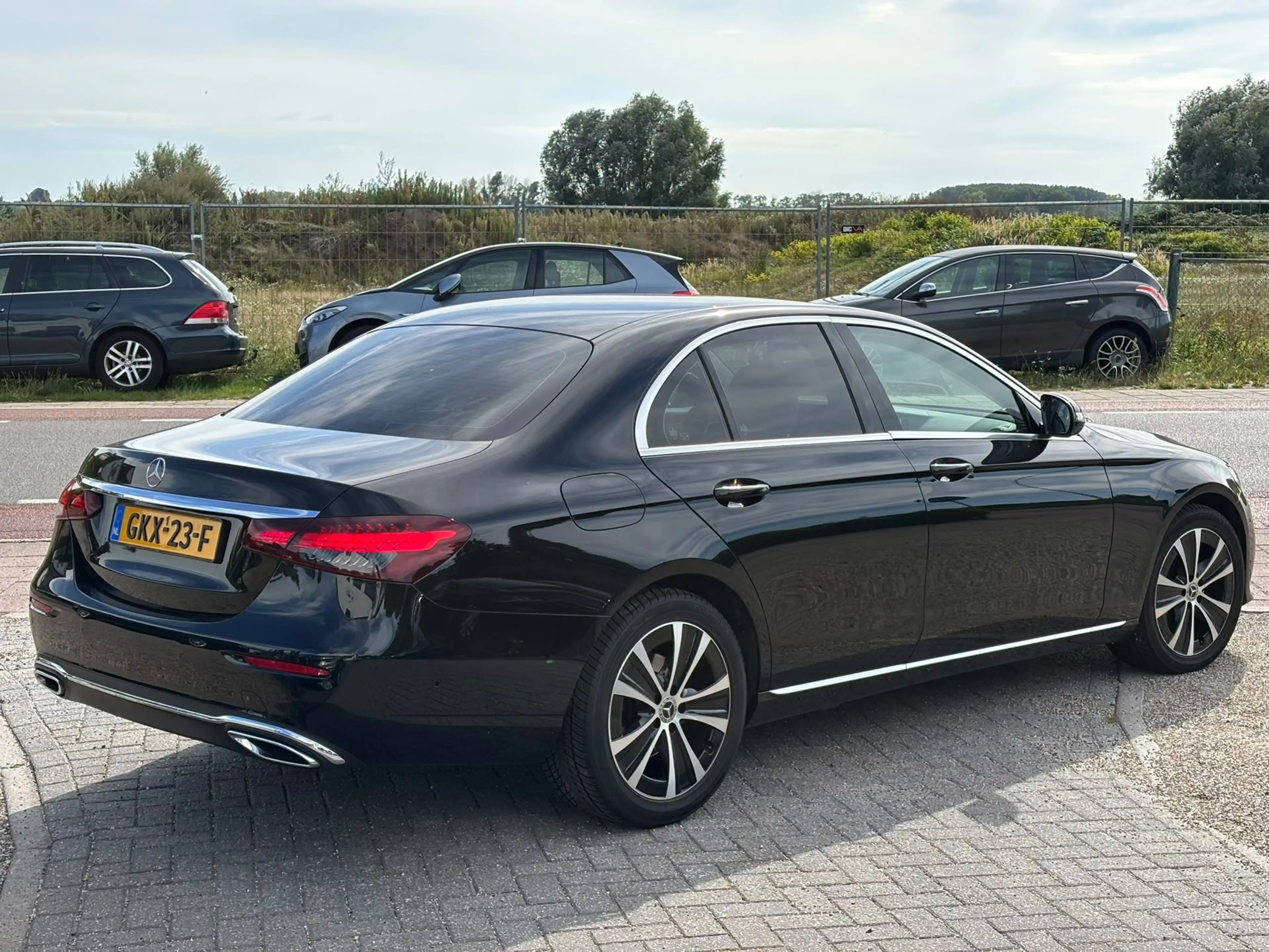 Mercedes-Benz E 220 d 4MATIC Avantgarde,luchtvering adaptive,Nieuwstaa — photo 2