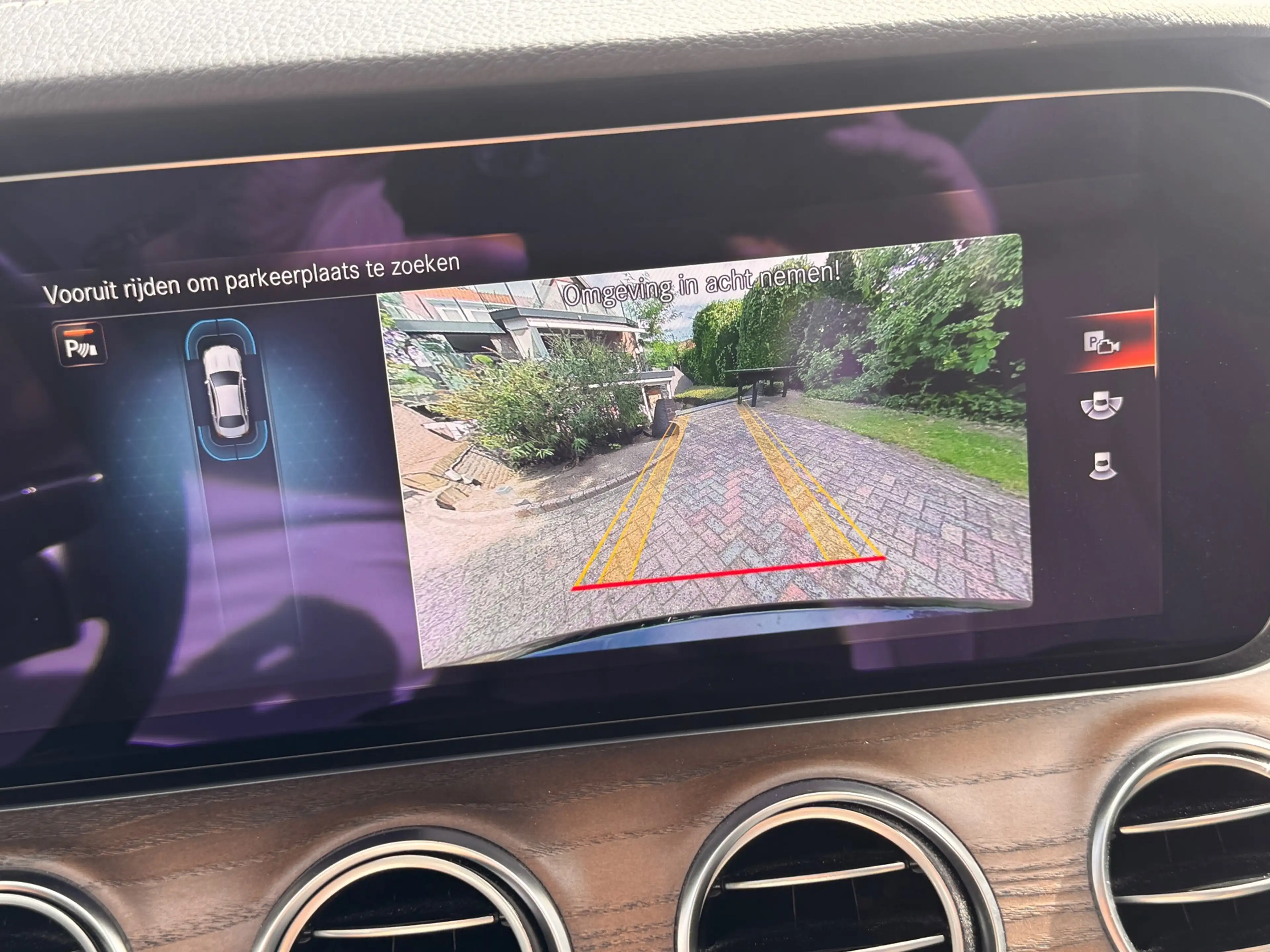 Mercedes-Benz E 220 d 4MATIC Avantgarde,luchtvering adaptive,Nieuwstaa — photo 22