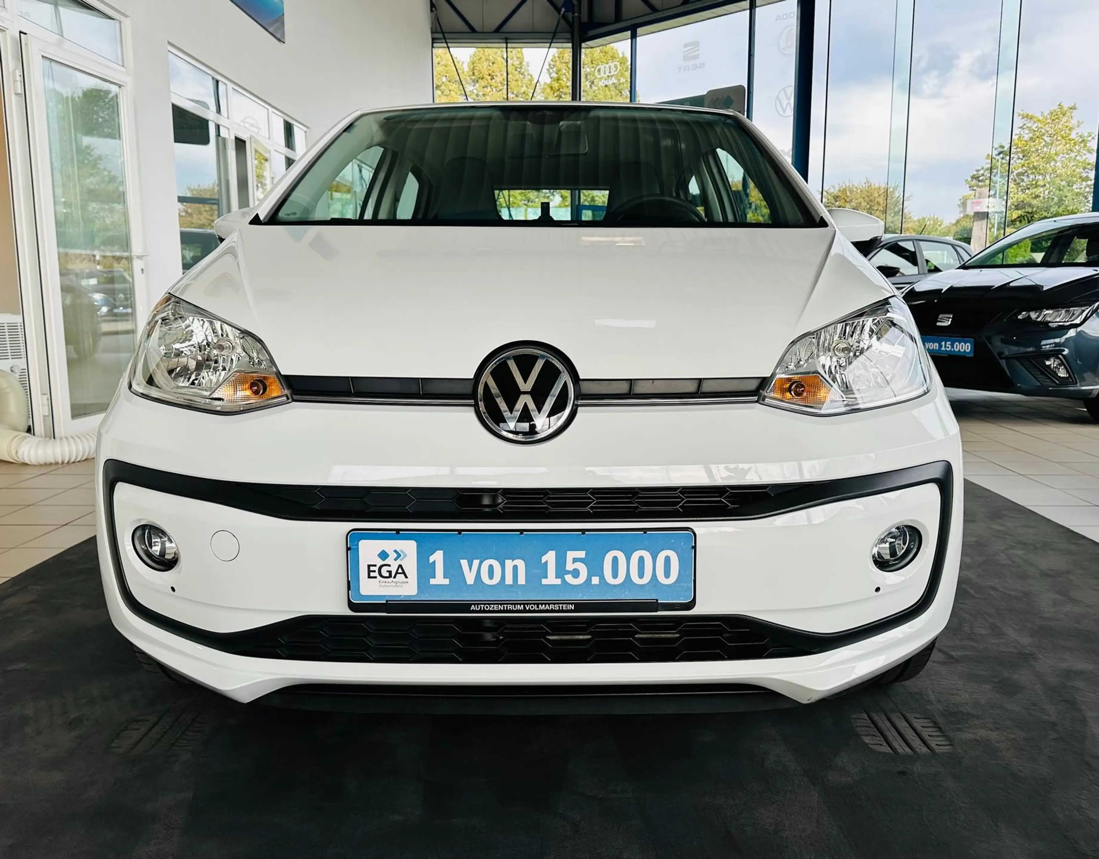 Volkswagen up! 1.0 5-türig SHZG Klima Bluetooth — photo 3