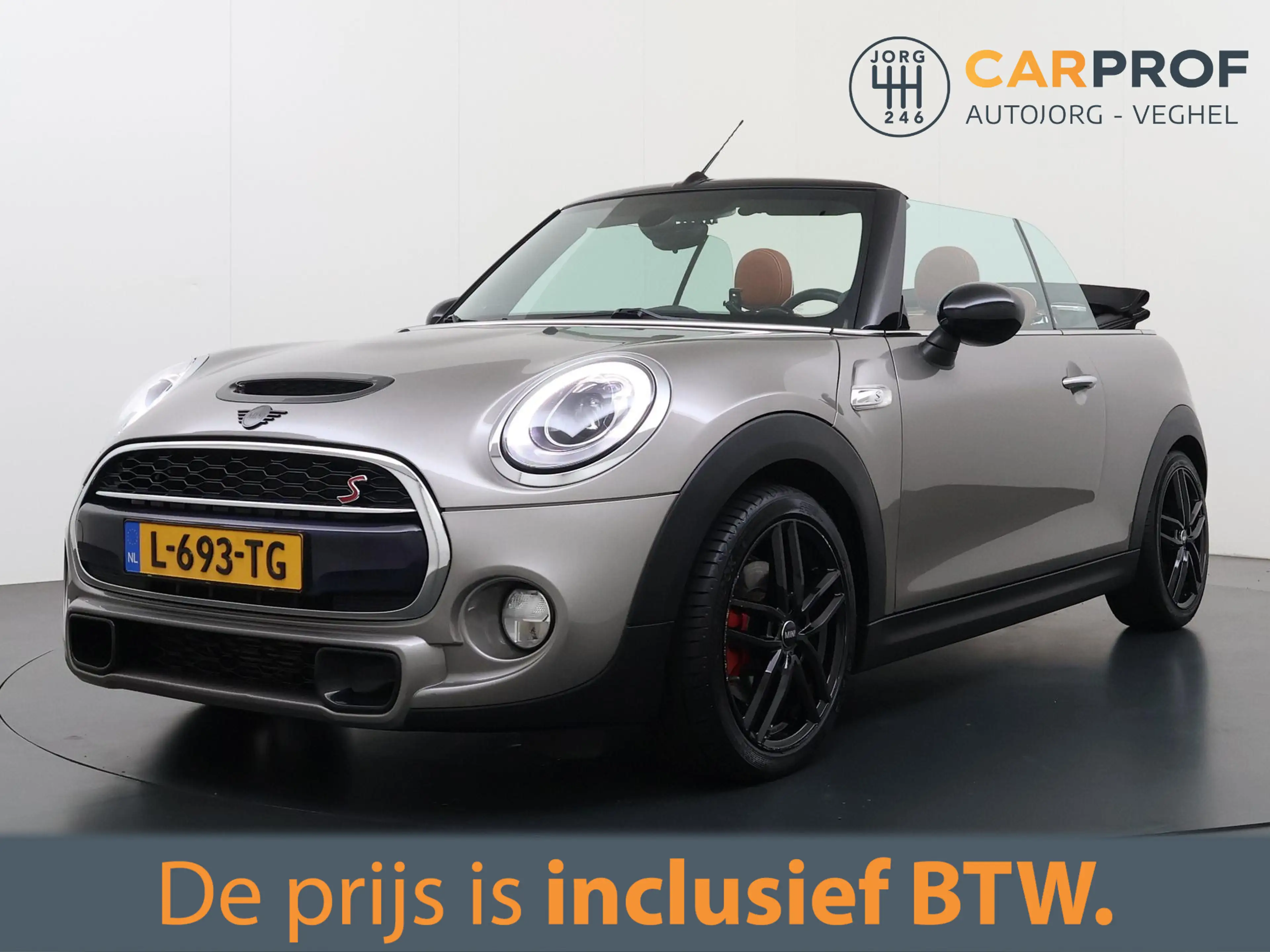 MINI Cooper S Cabrio 2.0 Chili Serious Business Navigatie | Lederen in
