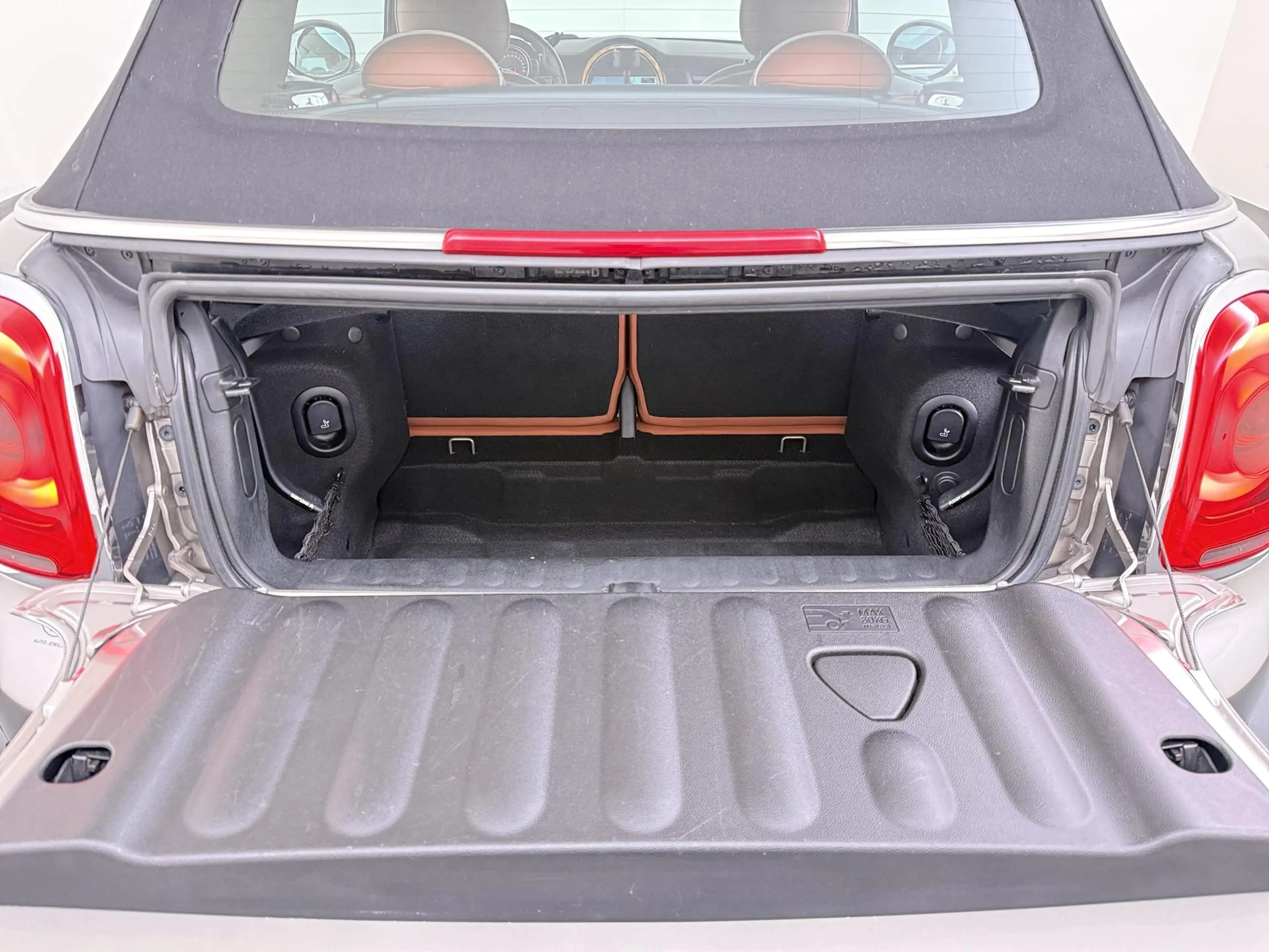 MINI Cooper S Cabrio 2.0 Chili Serious Business Navigatie | Lederen in — photo 7