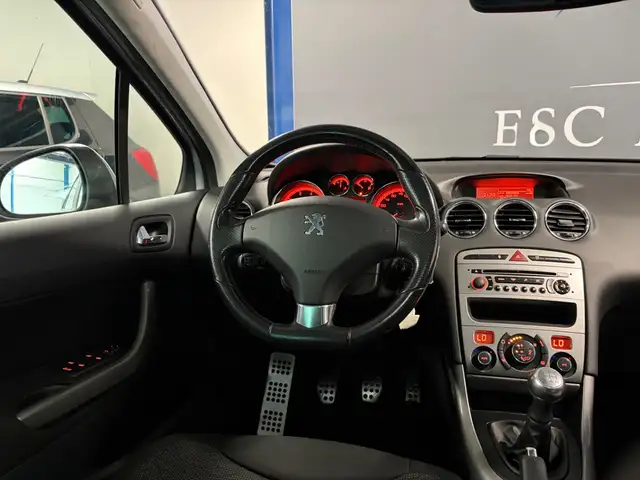 Peugeot 308 view 15