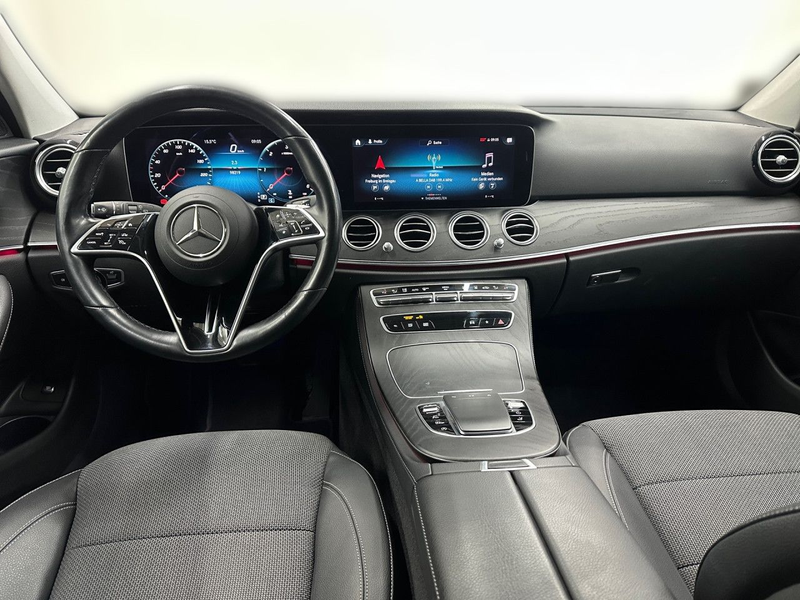 Mercedes-Benz E 400 d T 4M AMG WideScreen Stdhzg Multibeam HUD — photo 11