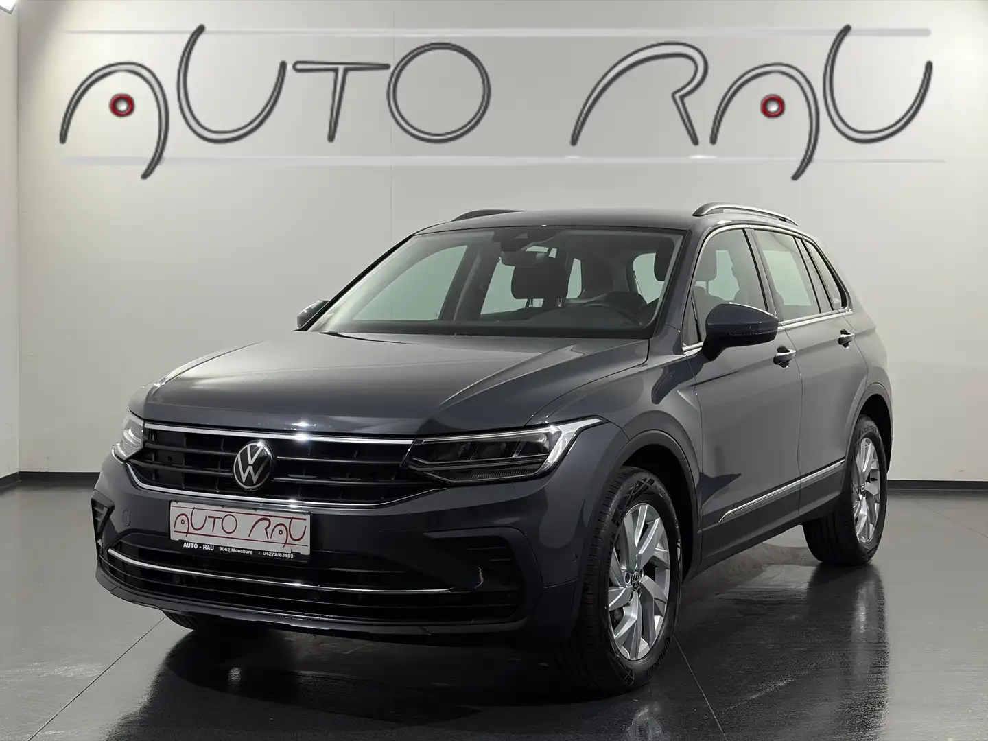 Volkswagen Tiguan 2.0 TDI SCR Life 4Motion DSG *AHK*LED*ACC* Grau - 1