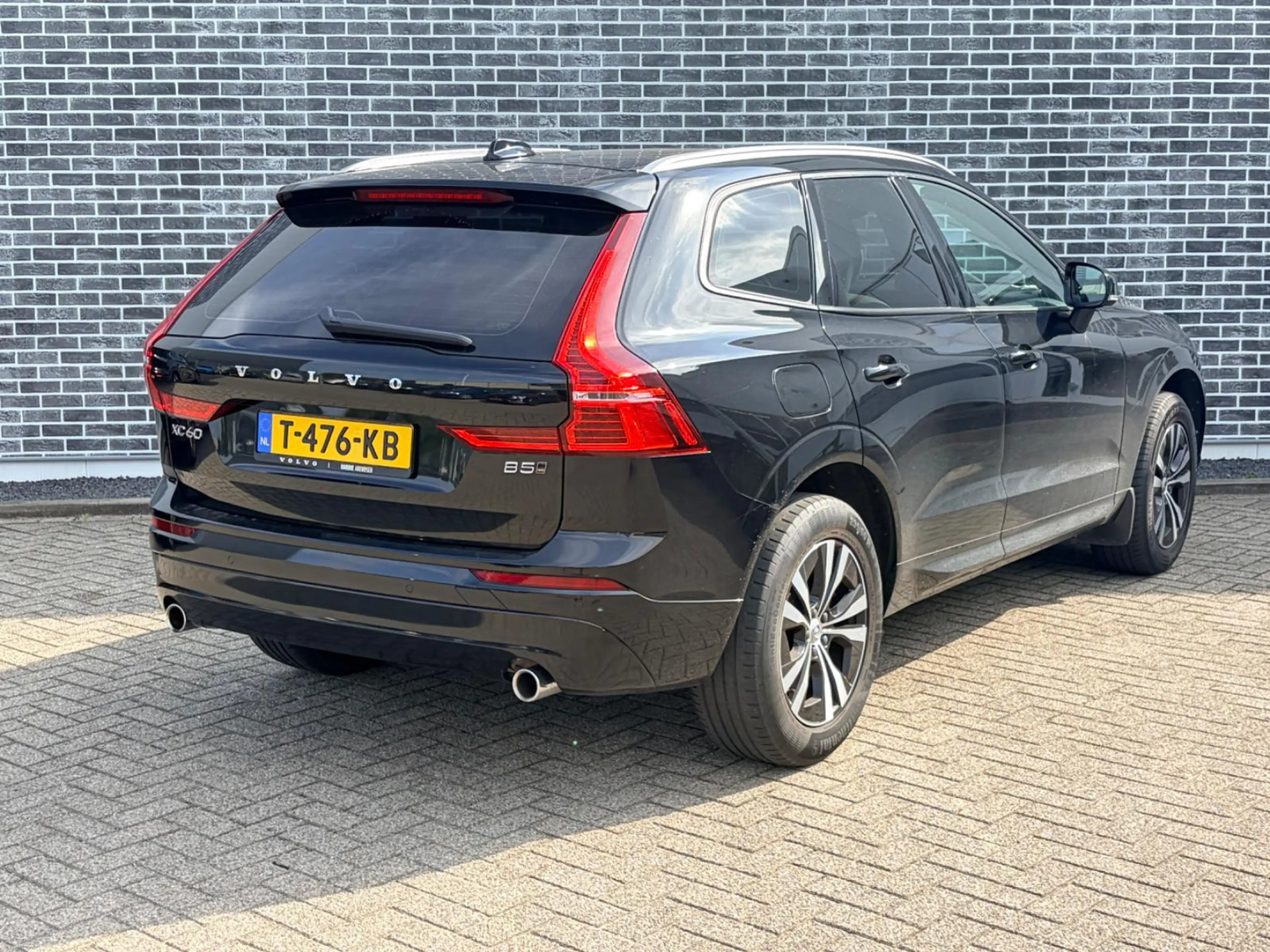 Volvo XC60 2.0 B5 AWD Momentum Pro | Parkeersensoren | Privac — photo 2