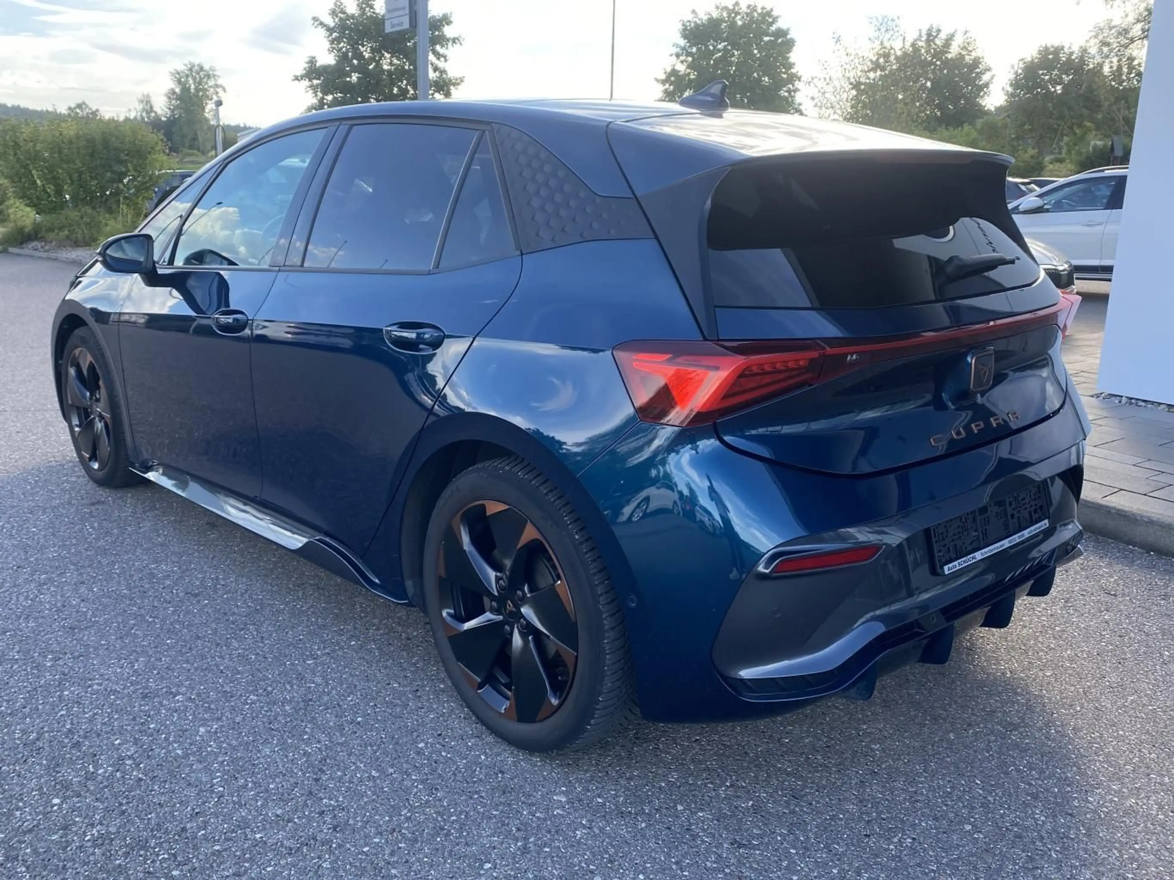 CUPRA Born PANORAMA+AR-HEAD-UP+SCHALENSITZE+NAVI+KAMER — photo 4
