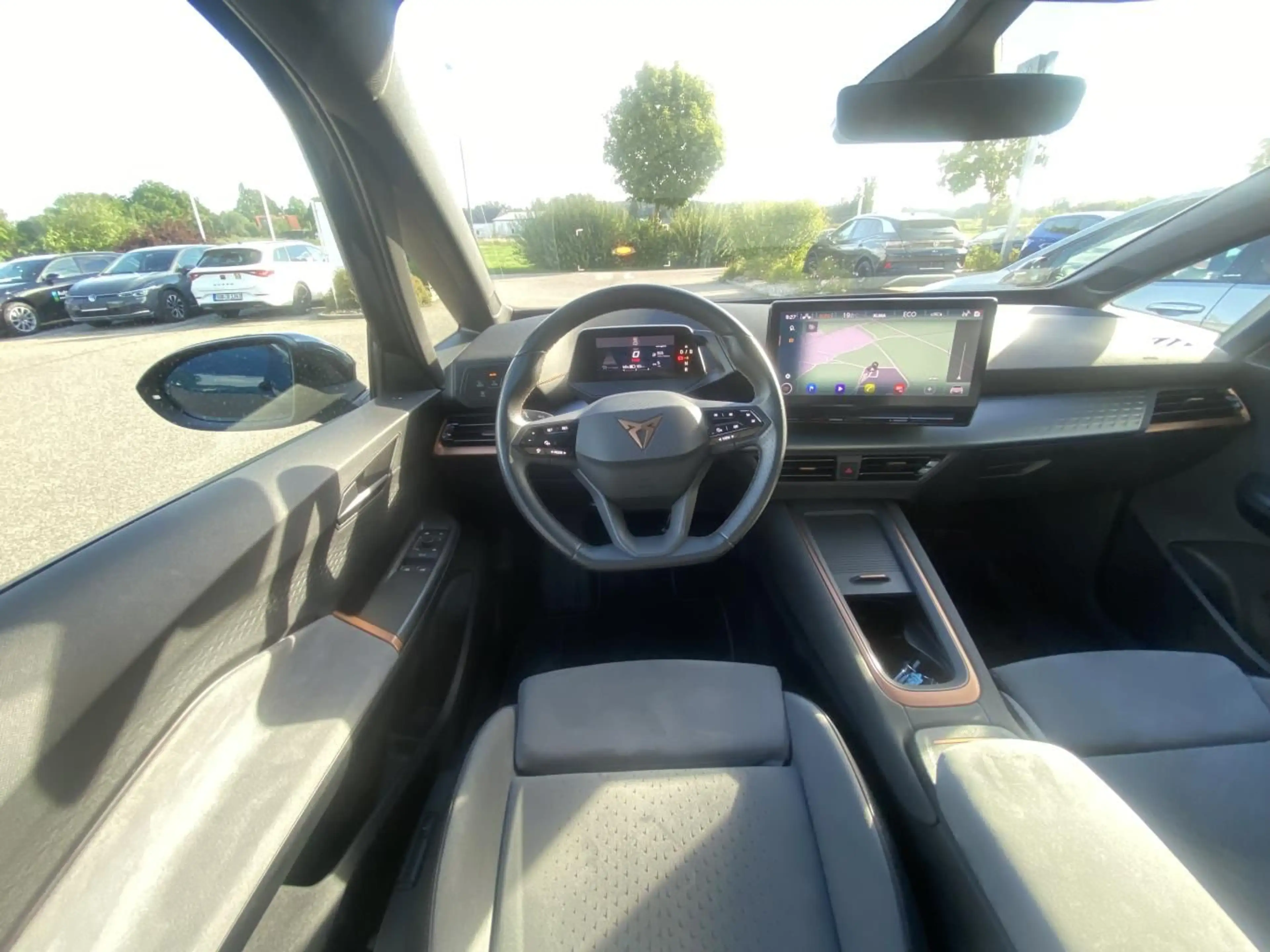 CUPRA Born PANORAMA+AR-HEAD-UP+SCHALENSITZE+NAVI+KAMER — photo 11