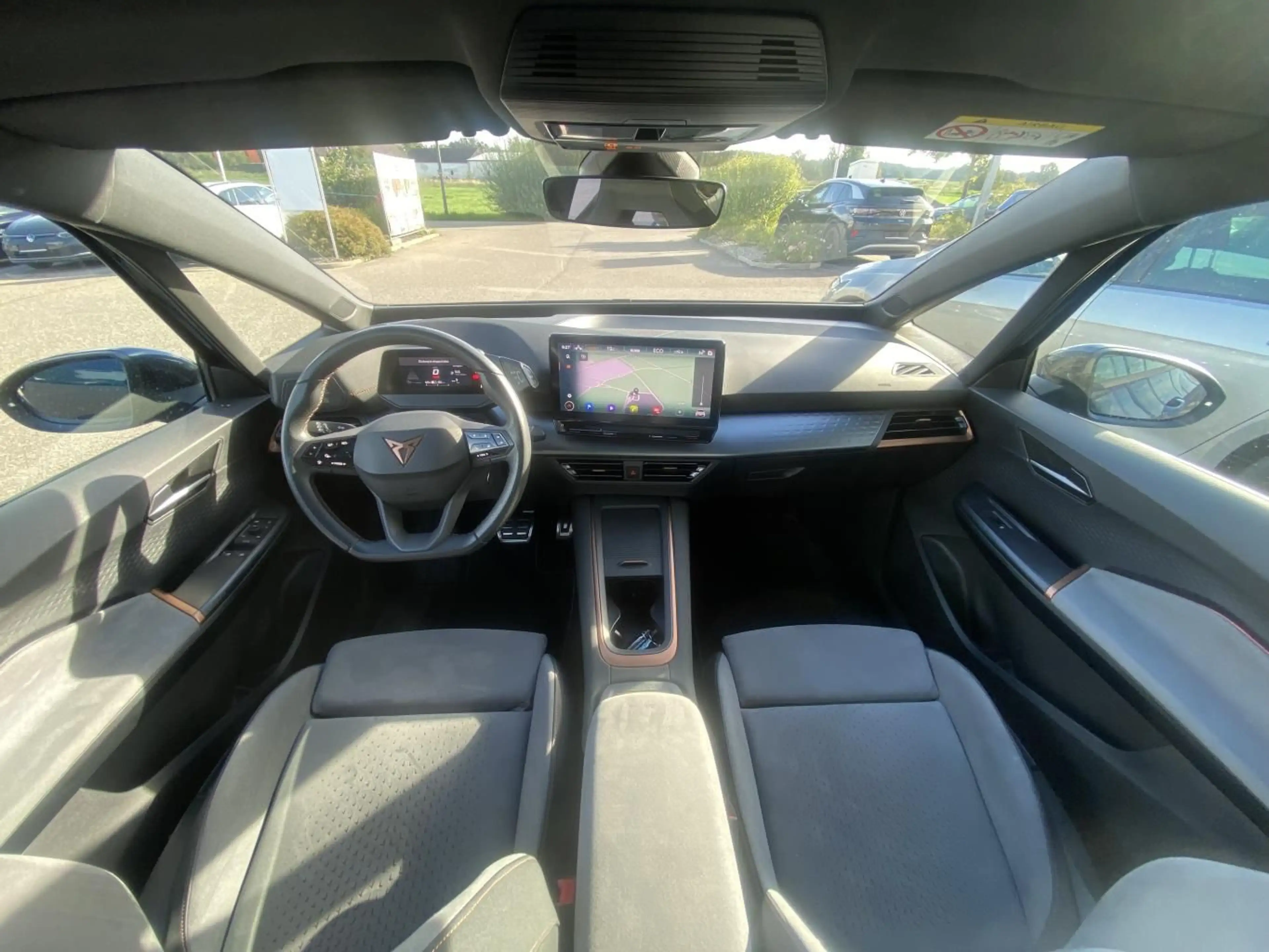CUPRA Born PANORAMA+AR-HEAD-UP+SCHALENSITZE+NAVI+KAMER — photo 12