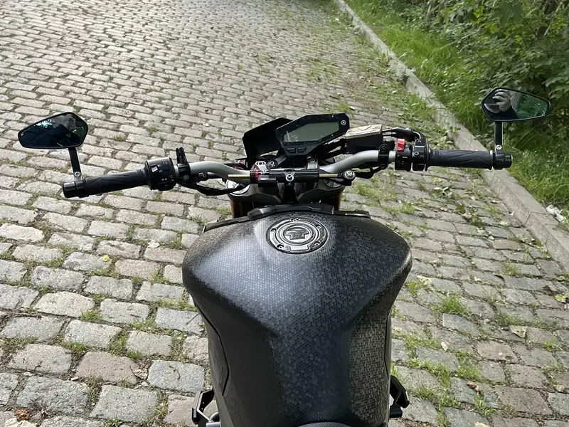 Yamaha MT-09 - foto 2