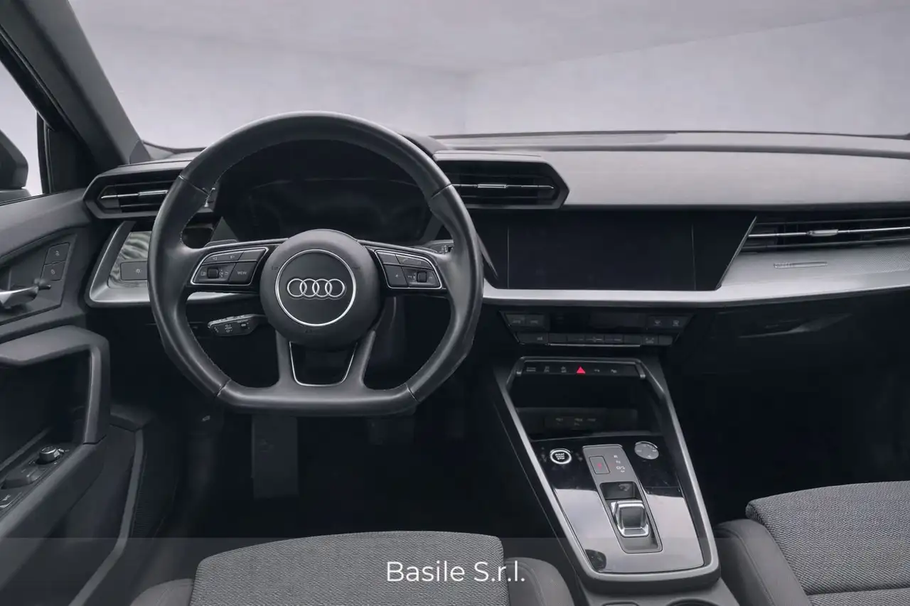 Audi A3 30 TDI S tronic S line Edition 5