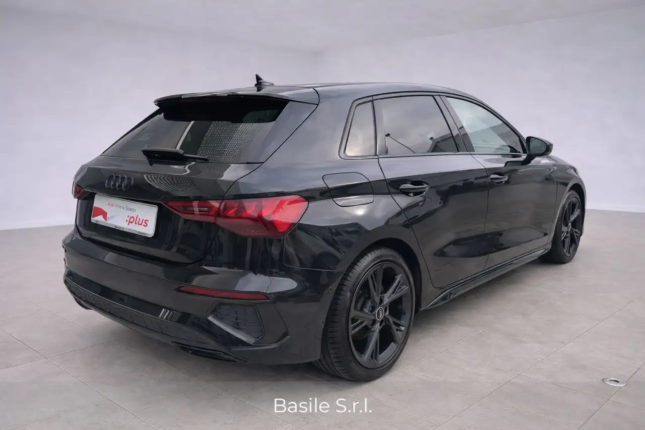 Audi A3 30 TDI S tronic S line Edition 2