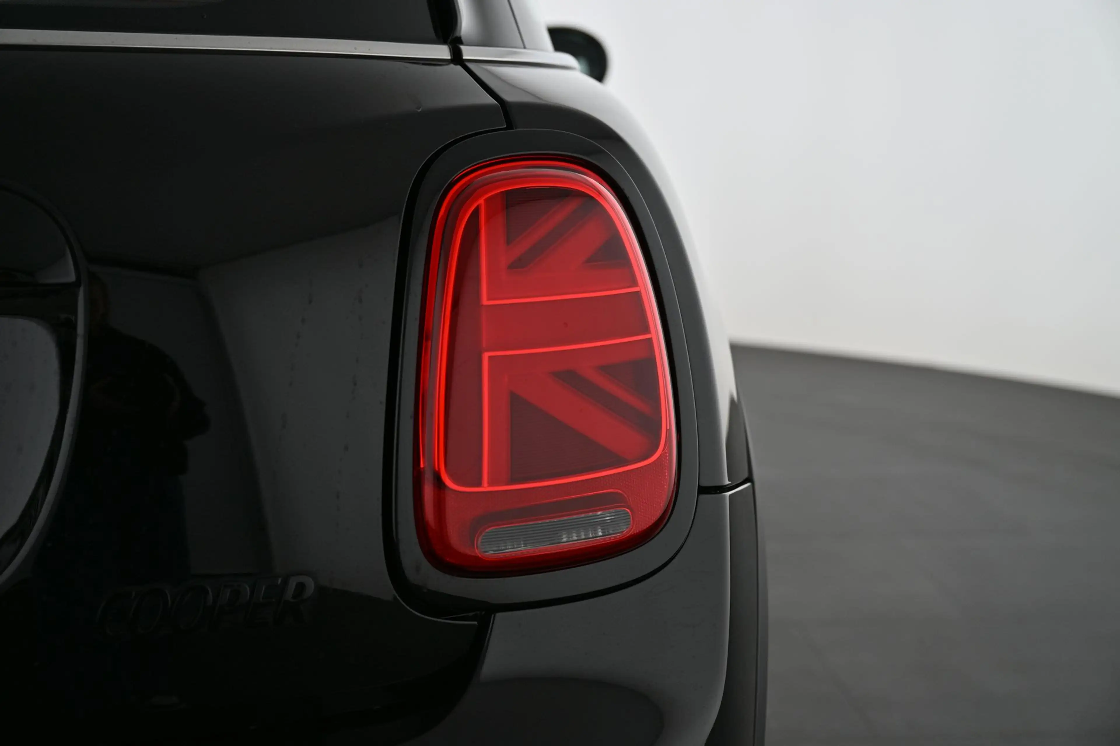 MINI Cooper C Cooper 1.5 COOPER Experience Aut. Pickerl NEU — photo 14