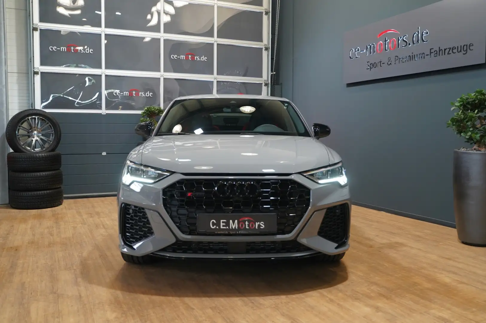 Audi RS Q3 RS Q3 Sportback 2.5 TFSI 280km/h*SONOS*AHK*ACC Gris - 2