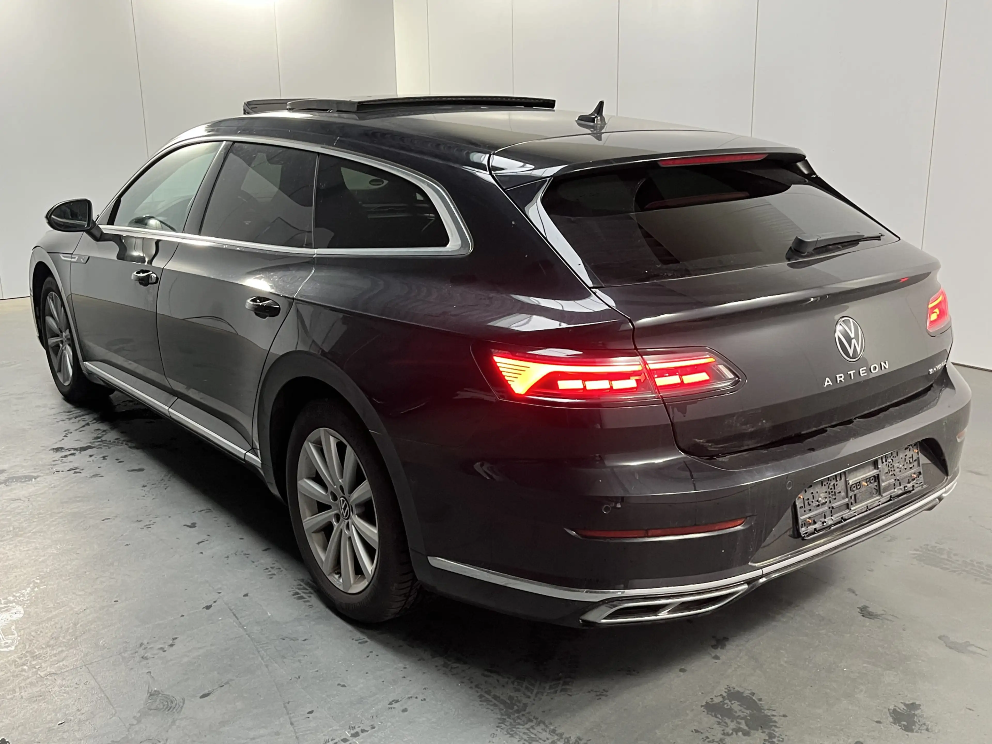 Volkswagen Arteon Shooting Brake 1.4 TSI eHybrid R-Line / AUTOMAAT/ — photo 5