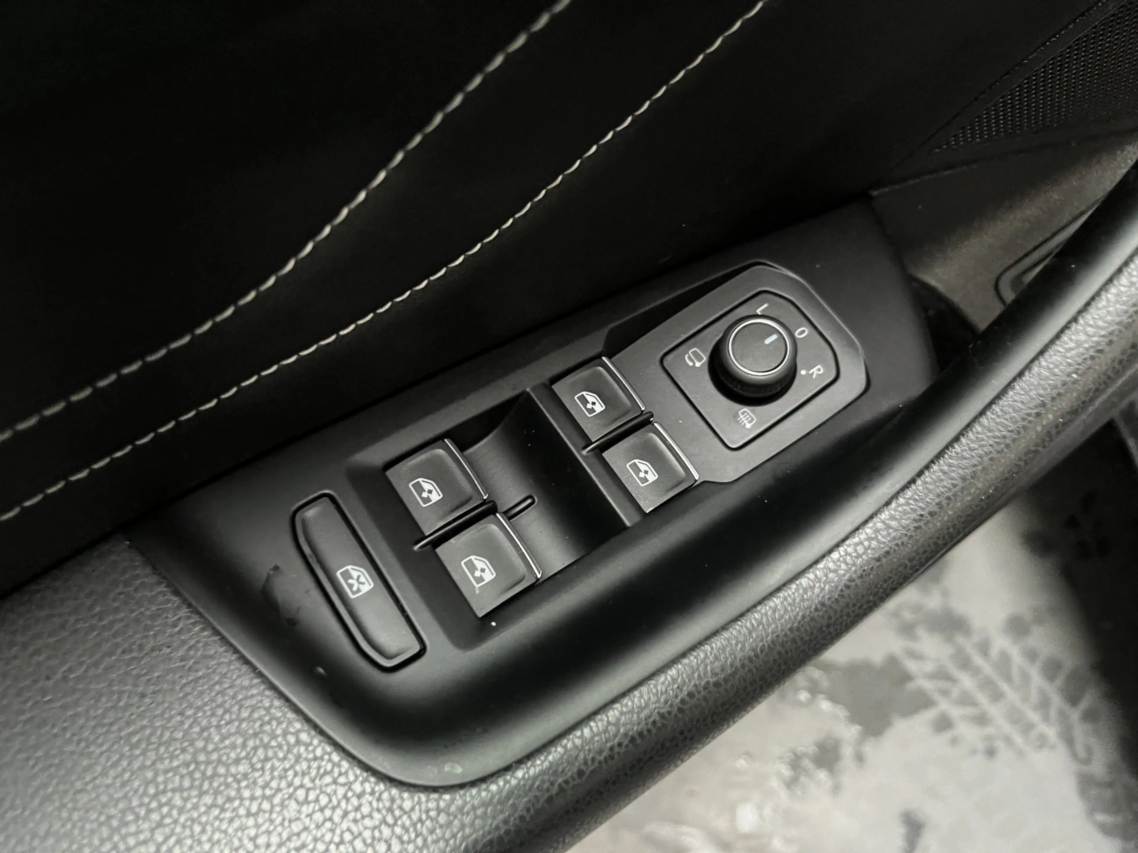 Volkswagen Arteon Shooting Brake 1.4 TSI eHybrid R-Line / AUTOMAAT/ — photo 12