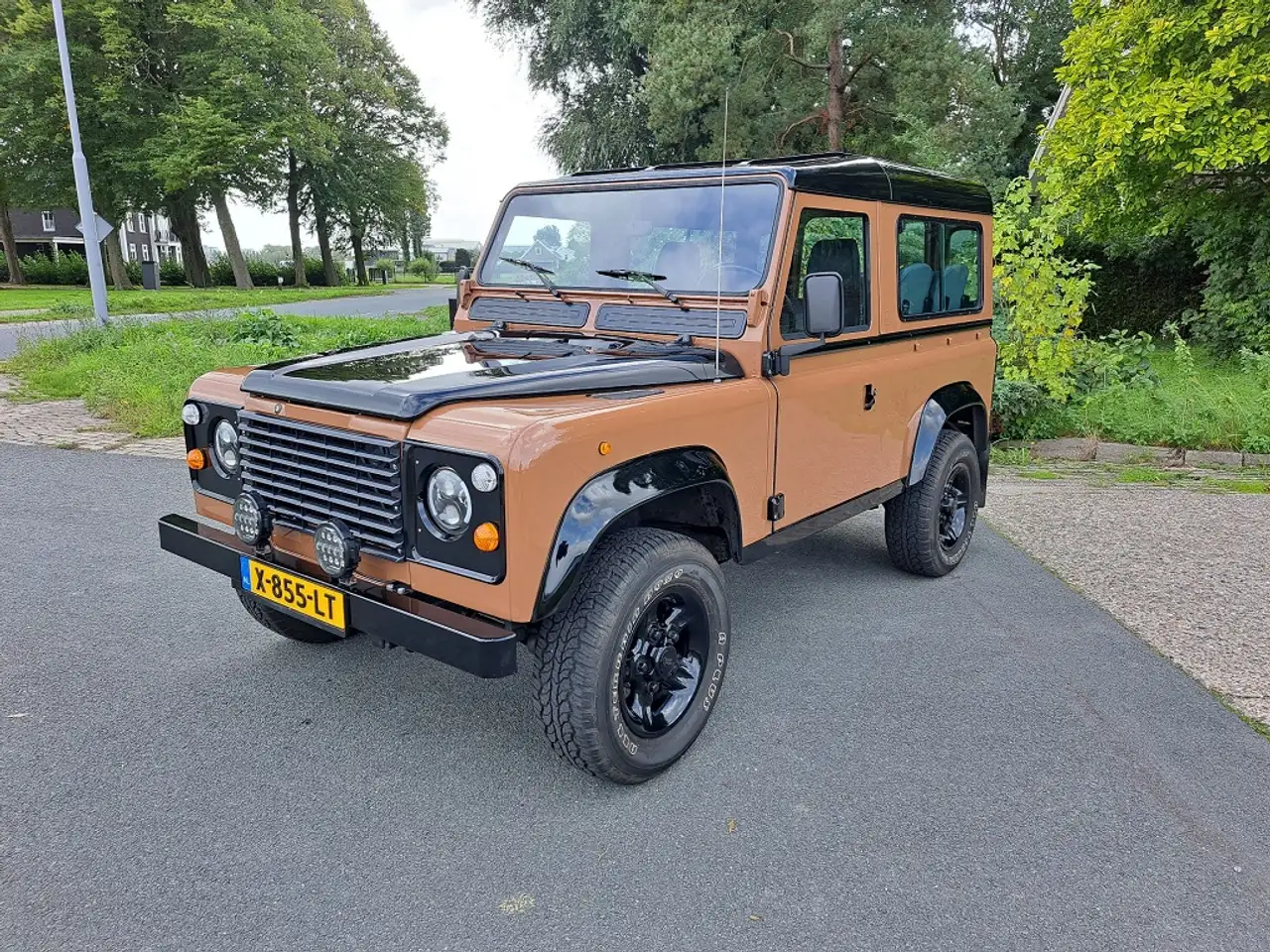 Land Rover Defender 2.3 90, foto 2