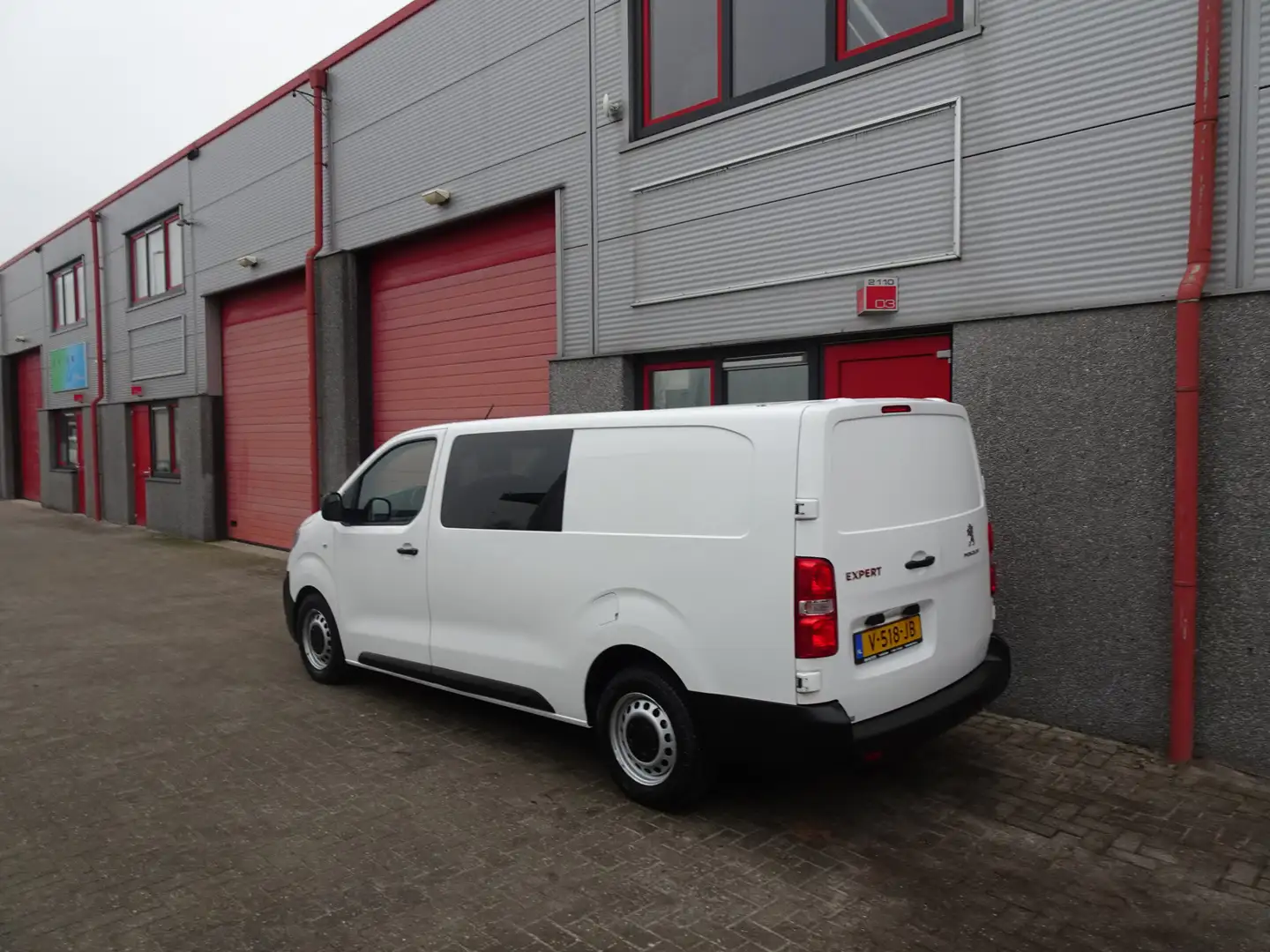 Peugeot Expert 231L 2.0 BlueHDI 120 DC Premium 6 pers airco Blanc - 2