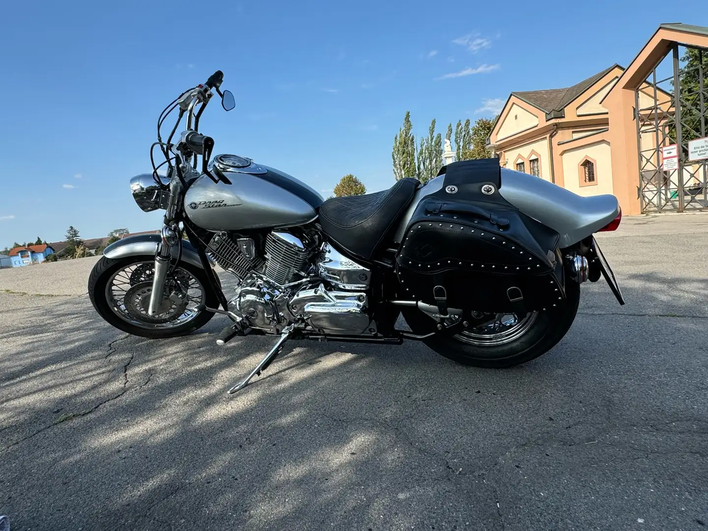 Yamaha XVS 1100 Argintiu - 2